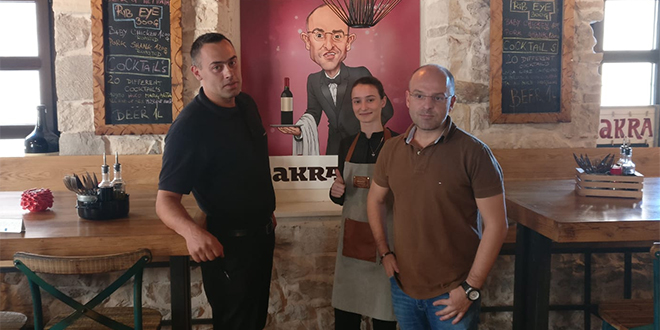 Novinar Mislav Bago u Splitu upoznao konobara Mislava Bagu