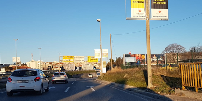 Županijske ceste uklonile iskrivljeni znak na ulazu u Splitu