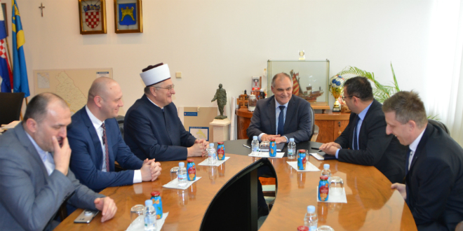 Muftija dr. Aziz ef. Hasanović na prijemu kod župana Blaženka Bobana: Želimo dati svoj doprinos razvoju hrvatskog turizma