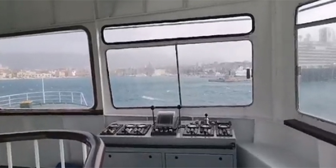 VIDEO: Pogledajte kako se trajekt Lastovo bori s jugom