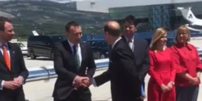 VIDEO Princ Edward odlazi iz Splita