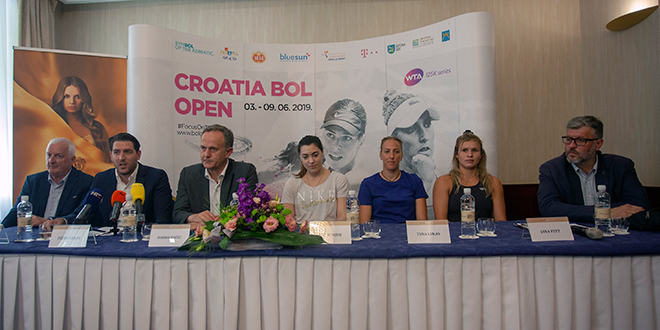 WTA BOL: 'Privilegija je moći dati podršku našim curama u takvom ambijentu'
