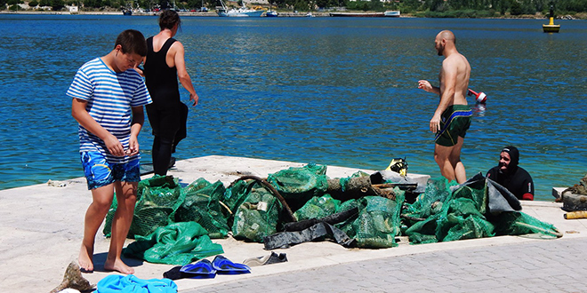 I SOLIN SVOJE PLAŽE IMA Provjerite što je sve izvađeno iz mora