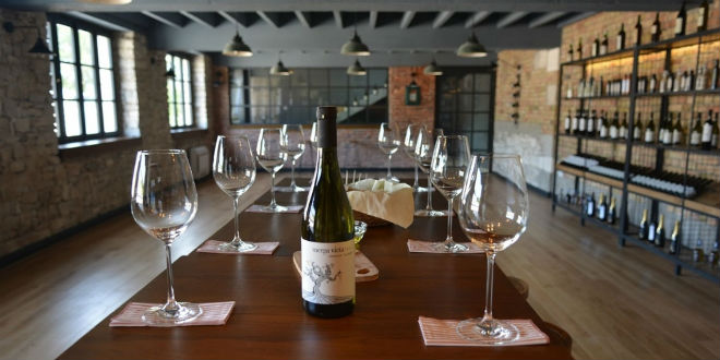 Švedski investitori obnovili proizvodnju u korčulanskoj vinariji