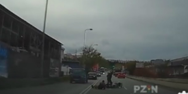 VIDEO Pogledajte kako je motorist oborio pješaka u Splitu