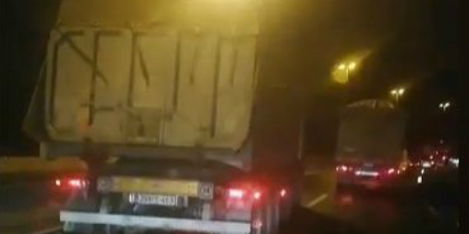 VIDEO: Kamion spriječio pretjecanje kolone na brzoj cesti Solin-Klis