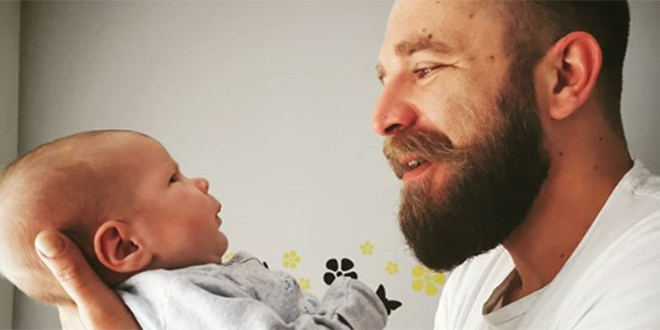 Ivan Pažanin iznenadio fotografijom s bebom u rukama 
