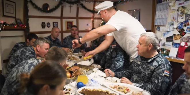 VIDEO Hrvatska ratna mornarica u NATO blagdanskoj čestitci