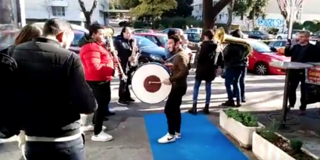 VIDEO Pogledajte kakav su štimung napravili cigani nasred ulice u Splitu