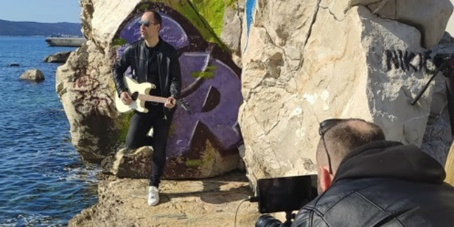 Alen Nižetić ima novu pjesmu 'Lete uspomene'