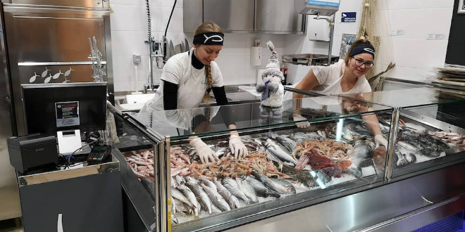 SVAKA ČAST Gastro ribarnice Brač uvode dostavu svojim sugrađanima u trenutku kada je to najpotrebnije