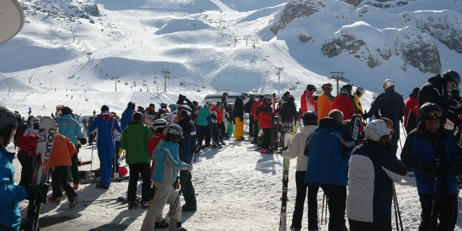 Do 1.200 zaraženih koronavirusom povezano s austrijskim skijalištem