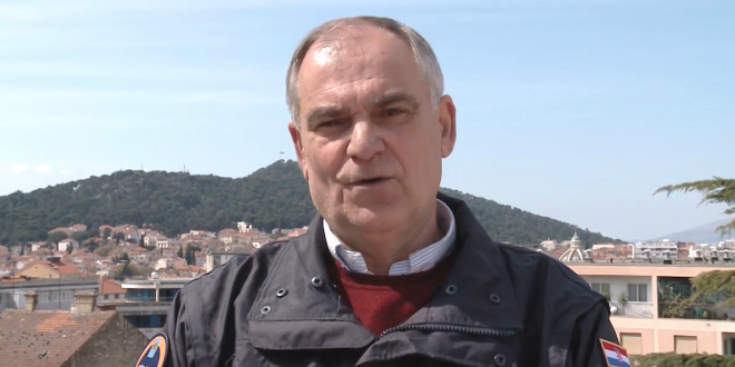 BOBAN NA POŽARIŠTU 'Pred vatrogascima je dug posao, doći će i bager'