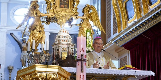 Marin Barišić u propovijedi: Budimo Crkva Kristova, a ne cigle!