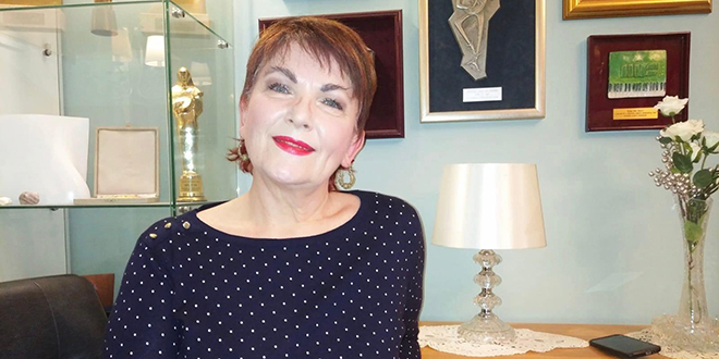 Zorica Kondža za nas snimila video: 'Pjevačica, domaćica, čistačica, majka, kraljica'