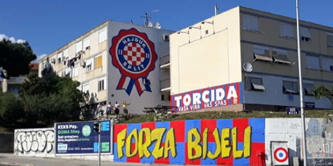 OBNAVLJAJU SE MURALI Znate li priču o transparentu 'Torcida - vaša vira, vaš spas'?