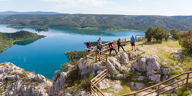 ZELENA OAZA NADOHVAT RUKE: U Nacionalnom parku Krka osim jedinstvene prirode posjetitelje očekuju i brojne pogodnosti