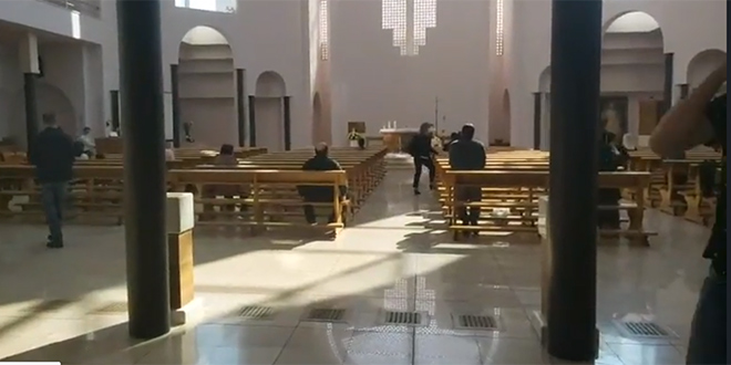 Podignuta optužnica protiv dvojice koji su u crkvi napali novinarku Dalmatinskog portala