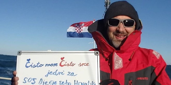 VIDEO Nakon više od pet mjeseci avanture života, šibenski liječnik, Dražen Grgić uplovio u Jadransko more