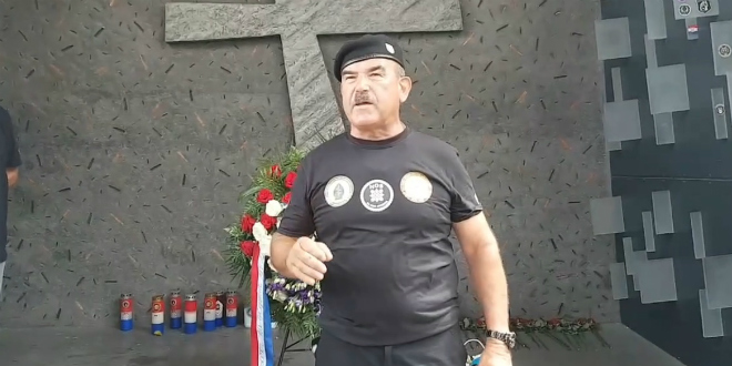 U KNINU SE ORILO 'ZA DOM SPREMNI': 'Neka znaju da protiv naroda ne mogu'