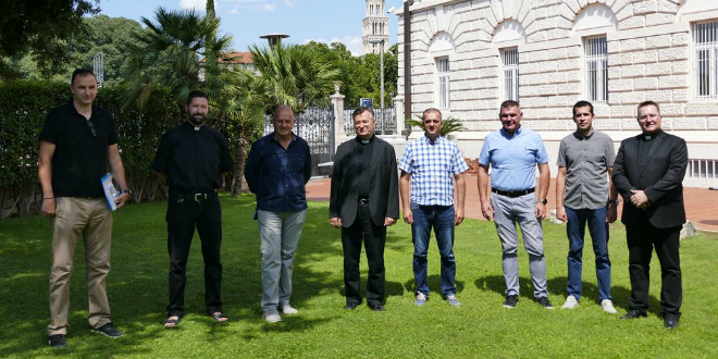 PRVA FAZA U Mravincima se gradi Svećenički dom