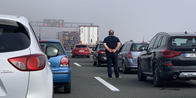 AUTOCESTA: U tunelu Plasina dogodila se teška prometna nesreća