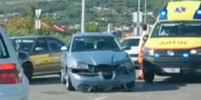 FOTO/VIDEO Teška prometna nesreća u Kaštel Starom