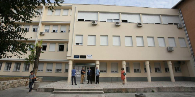 FOTOGALERIJA Srednja tehnička prometna škola i Učenički dom Split u novu školsku godinu ulaze energetski obnovljeni