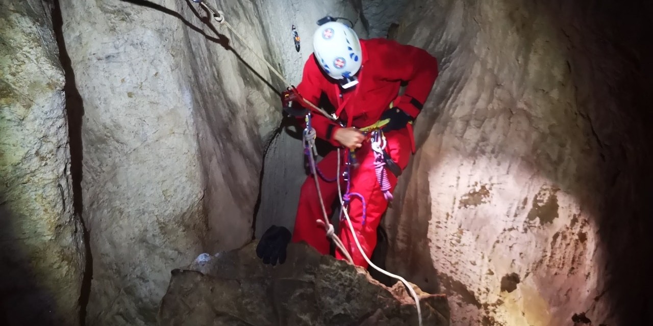 OTKRIĆE HRVATSKIH SPELEOLOGA Ispod Velebita imamo jamski sustav dulji od 52 kilometra!