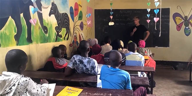 Usred korone mladi Hvaranin otišao u Tanzaniju pomagati siromašnoj djeci, skuplja za obnovu škole u Ashuri