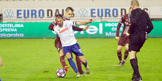 DUPLIN OSVRT: Teren je bio očajan kao protiv Dnjepra, ali je izostala Hajdukova pobjeda