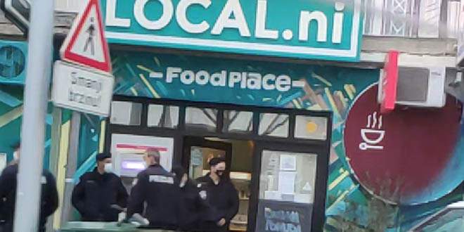 ZAVRŠIO U BOLNICI Zaposlenik fast fooda uboden u vrat, policija privela muškarca