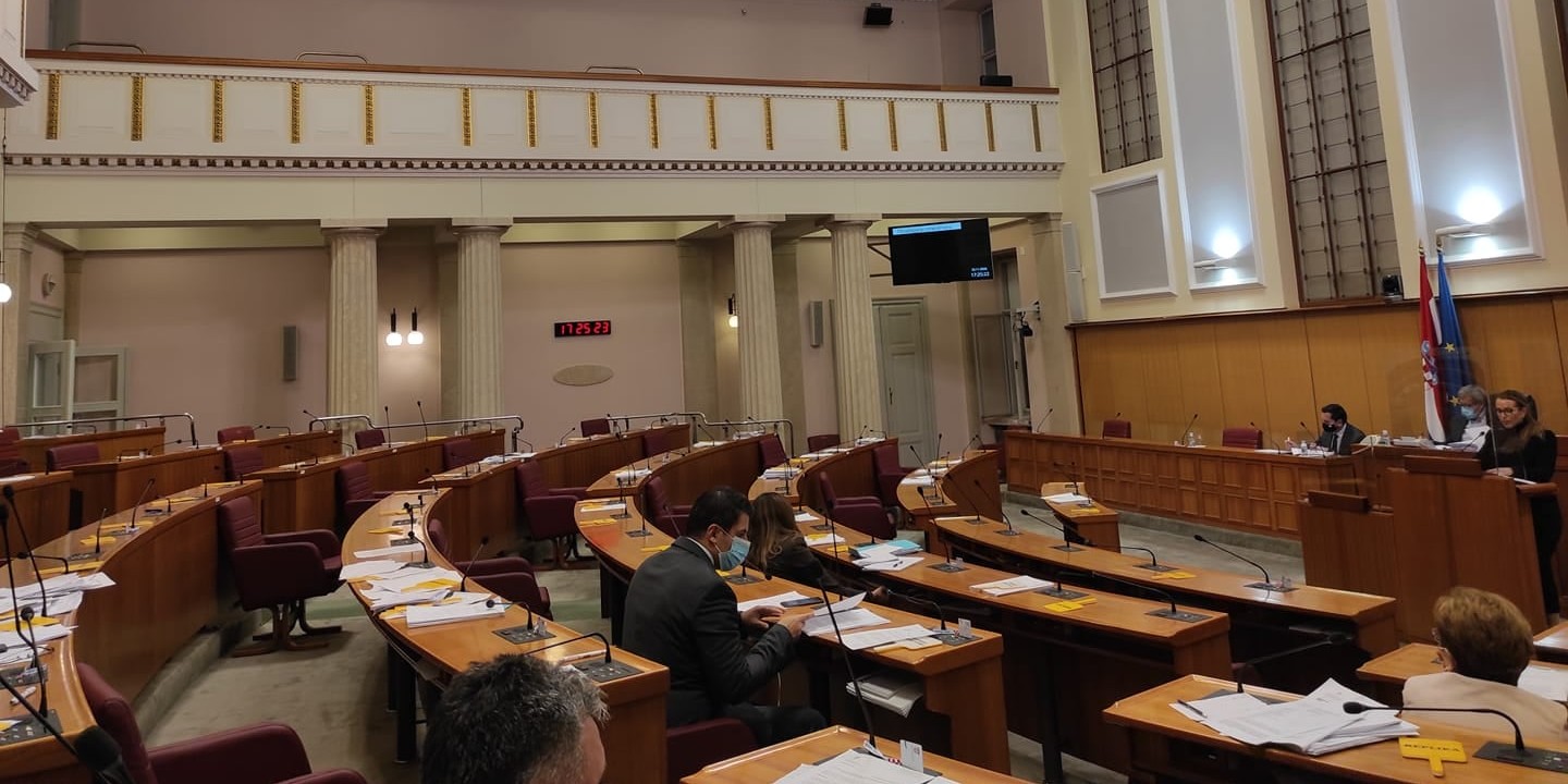 FORMALNO I(LI) STVARNO: U Saboru bi Dalmaciju trebalo zastupati preko 30 zastupnika 