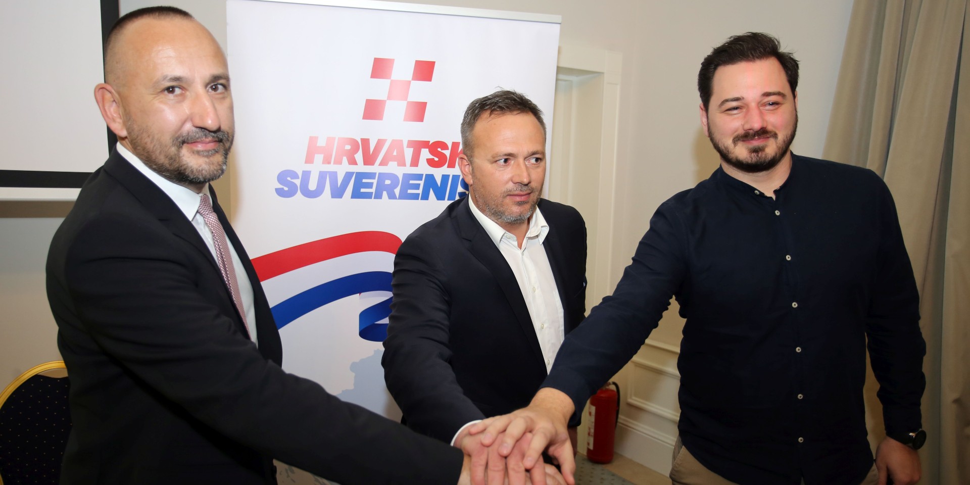 HRVATSKI SUVERENISTI DOBILI OGRANAK U SPLITU Predsjednik Lovro Meštrović