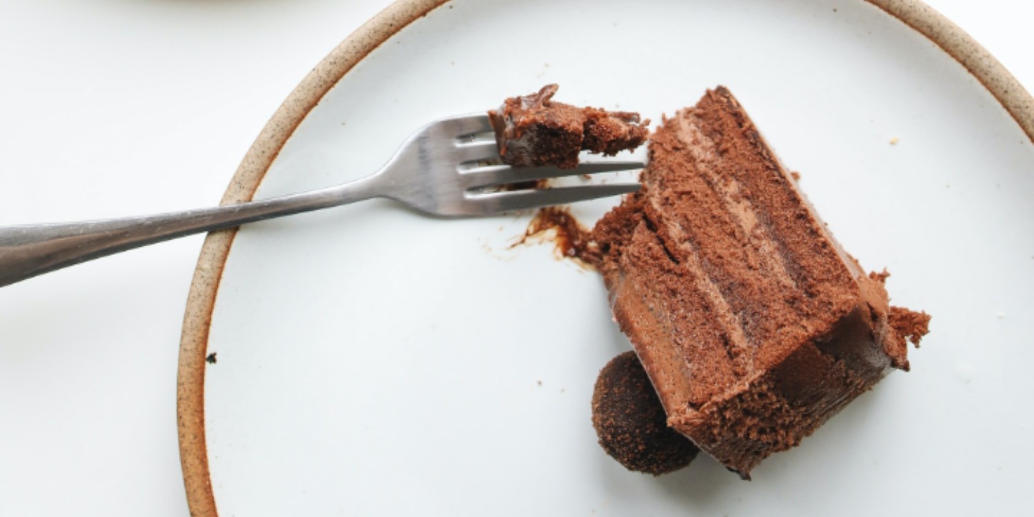 RECEPT Čokoladna Amaretti torta