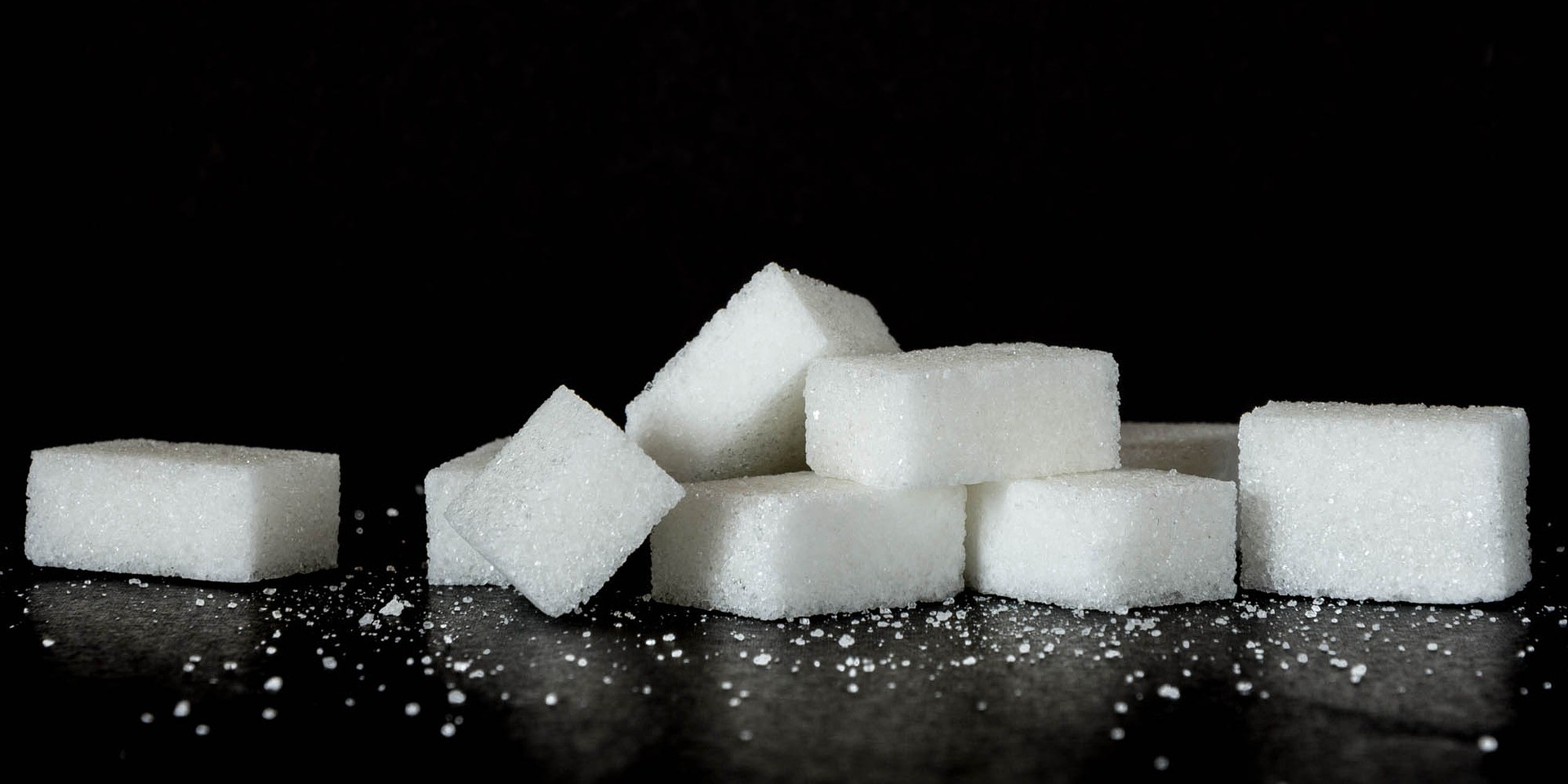 Suptilni znakovi koji pokazuju da jedete previše šećera