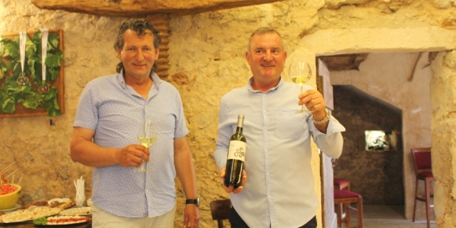 FOTOGALERIJA Vinarija Ventus na Hvaru otvorila svoja vrata turistima i domaćinima!