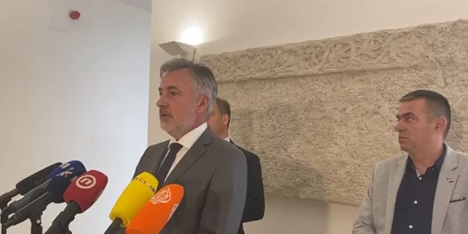 Škoro: 'Domovinski pokret ne želi ništa s Kerumom i Ostojićem'