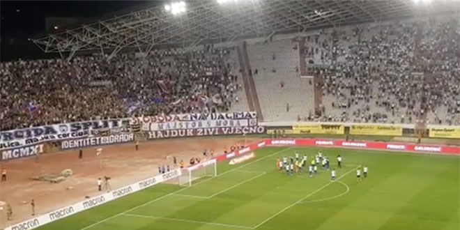 VIDEO: Pogledajte kako je Torcida pozdravila igrače nakon utakmice