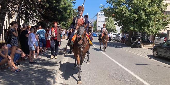 FOTO I VIDEO Sinj je spreman za 306. Alku, posebno veselo je kod alajčauša