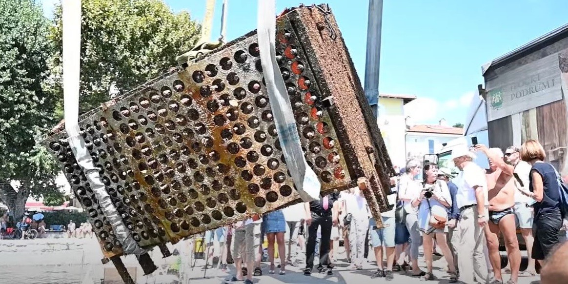 Čak 5.000 butelja vrhunskih vina potopljeno u Iki