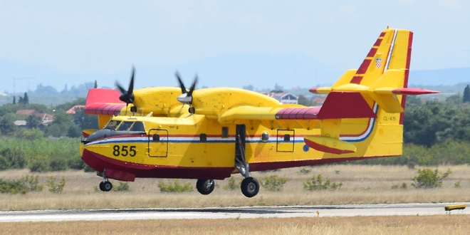 Kanader iz Grčke sretno stigao u Hrvatsku