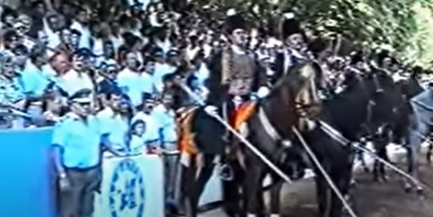 VIDEO Pojavila se snimka Alke iz 1989. godine na kojoj se pjevaju partizanske pjesme i veliča Tita