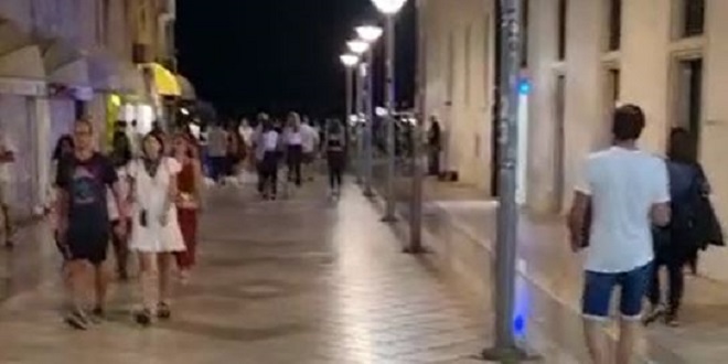VIDEO Usred Splita odjekuje 'Evo zore, evo dana'