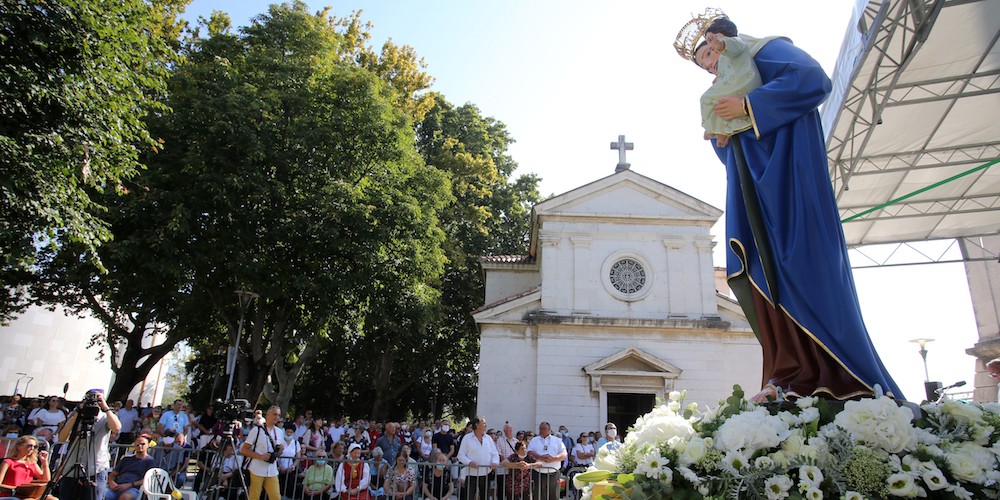 BLAGDAN JE MALE GOSPE Solinom će proći procesija, u 10 sati je središnje euharistijsko slavlje
