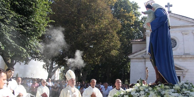 FOTO/VIDEO: U Solinu proslavljen blagdan Male Gospe, ove godine bez procesije