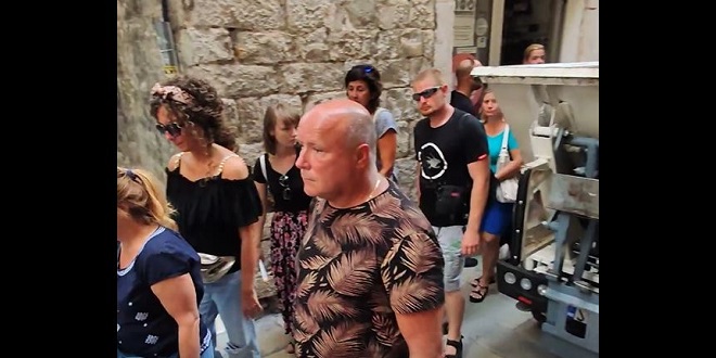 VIDEO Uobičajeni prizori zakrčenja u gradskoj jezgri