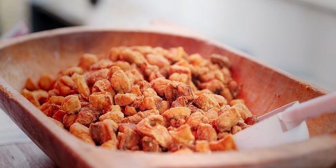 RECEPT Kako napraviti čvarke kod kuće