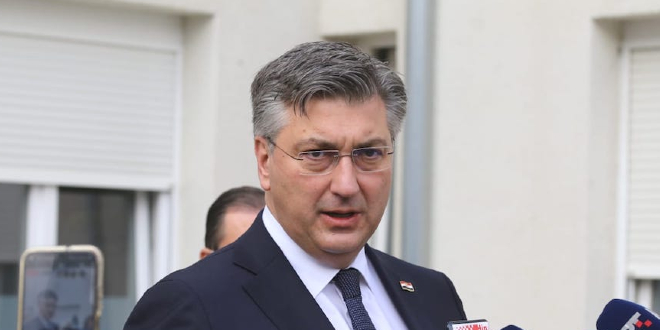 PLENKOVIĆ POTVRDIO Hrvatska veleposlanica napustila Kijev