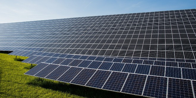 MATIĆ O ENERGETSKOJ TRANZICIJI 'Građanima ugradnju solarnih panela otežavaju zakoni i nedostatak financija'